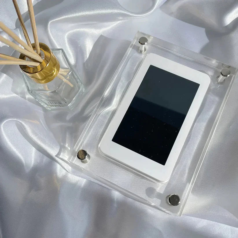 UnderPaws™ Digital Memory Frame