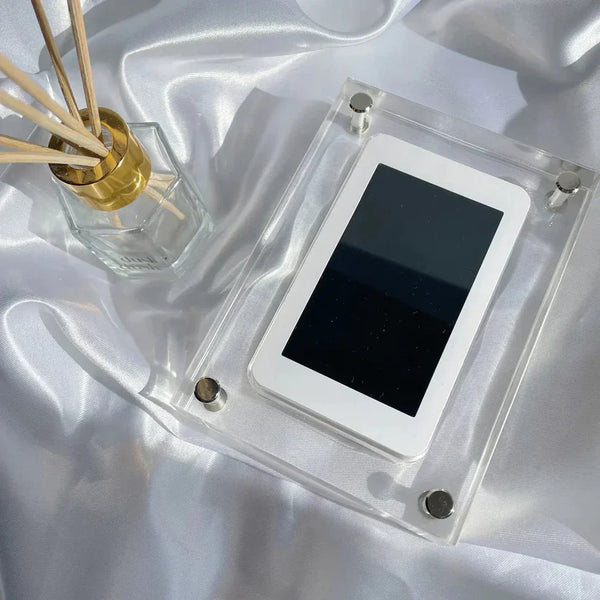 UnderPaws™ Digital Memory Frame